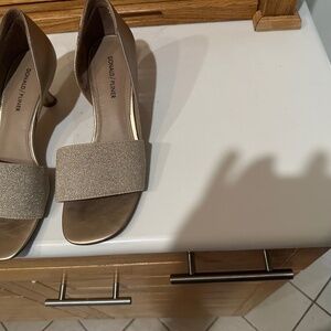 Donald Pliner women’s dress shoes